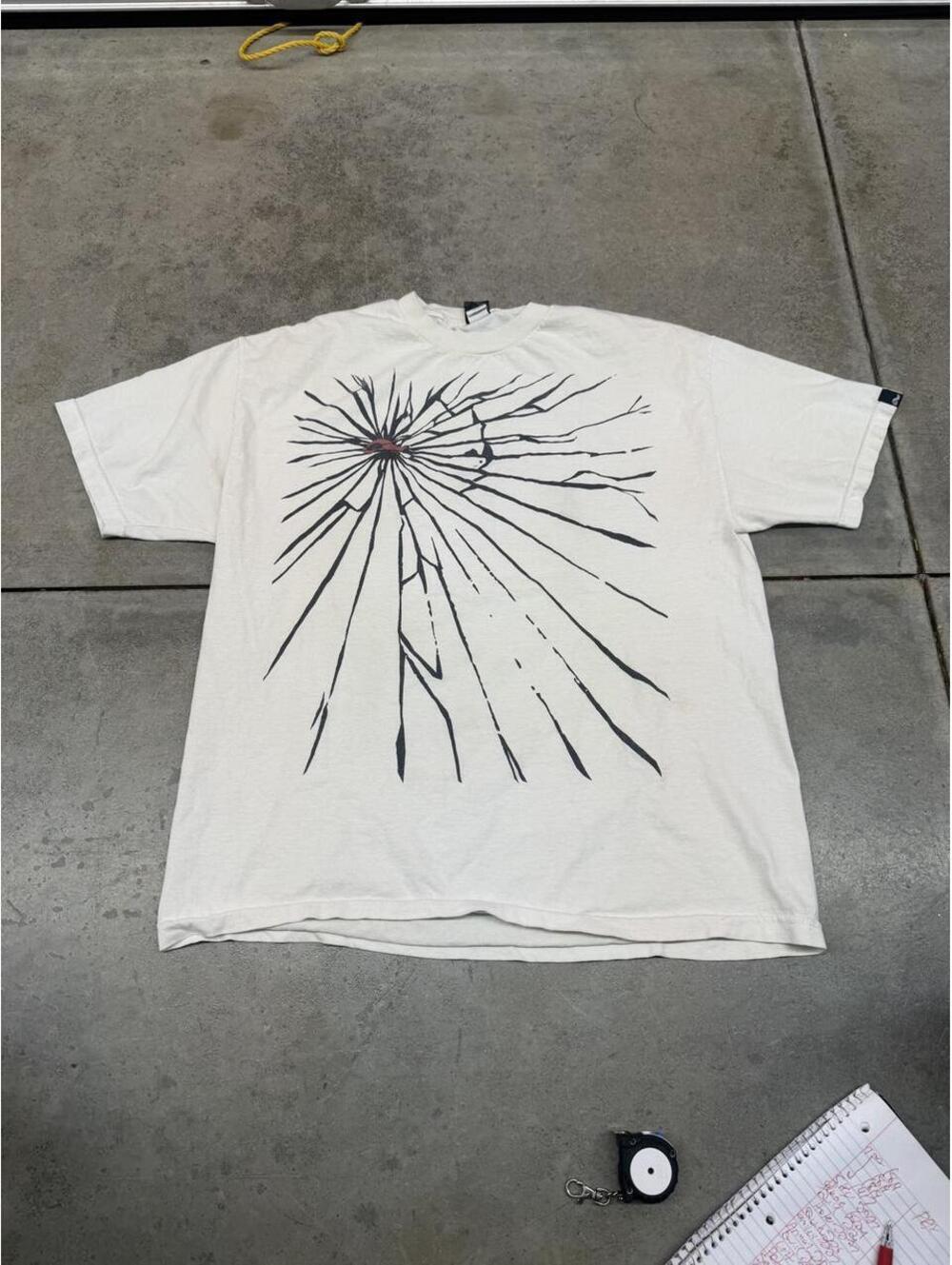 vintage adio white and black cracked skate brand shirt size xl